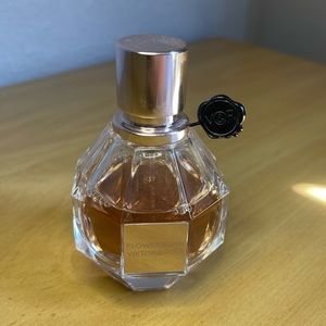 Flower bomb perfume by Viktor & Rolf